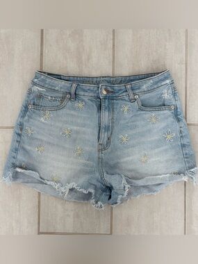 American Eagle Outfitters Light Blue Daisy Embroidered Denim Shorts, Size 10